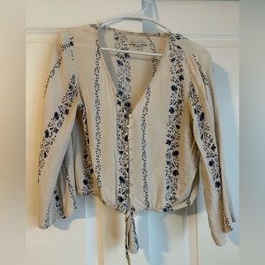 American eagle size small top